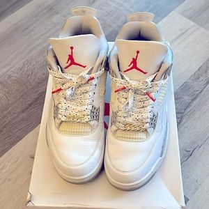 Air Jordan 4 "White Oreo"